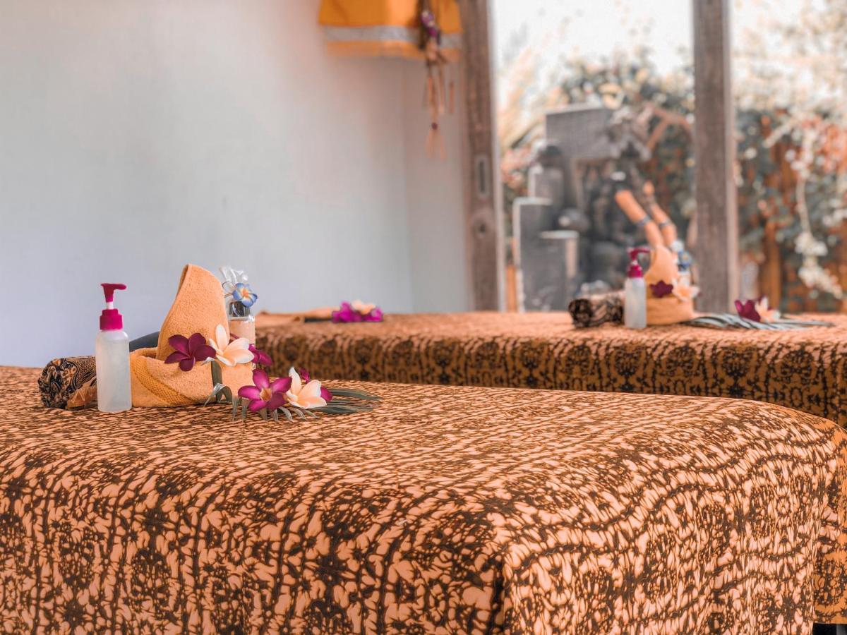 Auora Guest House Lembongan Eksteriør bilde