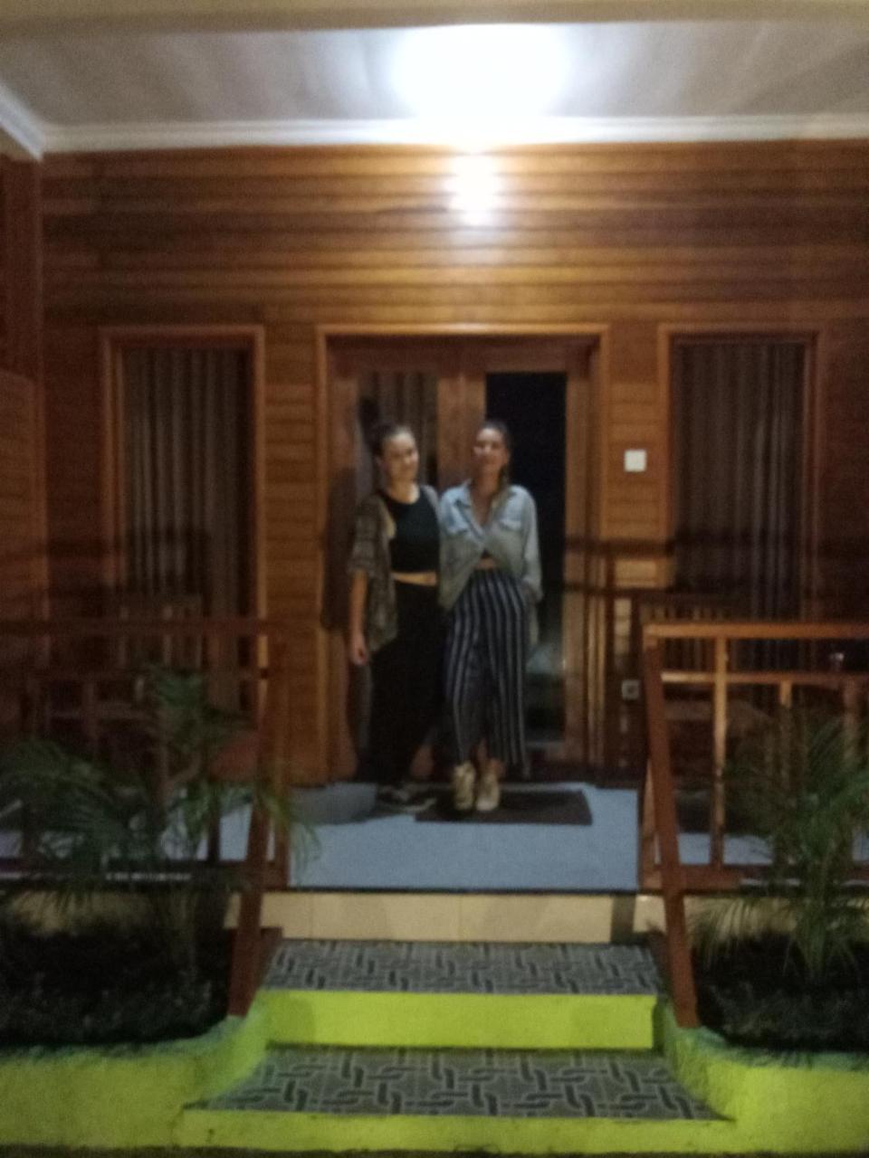 Auora Guest House Lembongan Eksteriør bilde