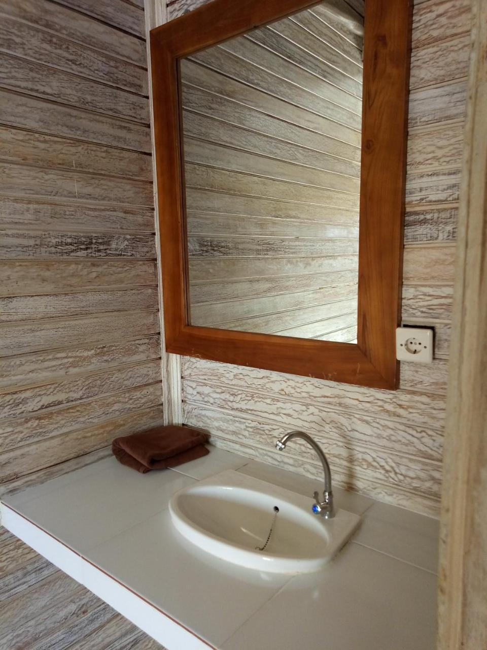 Auora Guest House Lembongan Eksteriør bilde